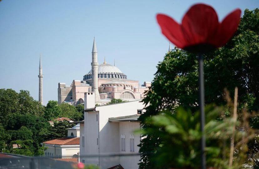 Raymond Blue Hotel Istanbul Exteriör bild